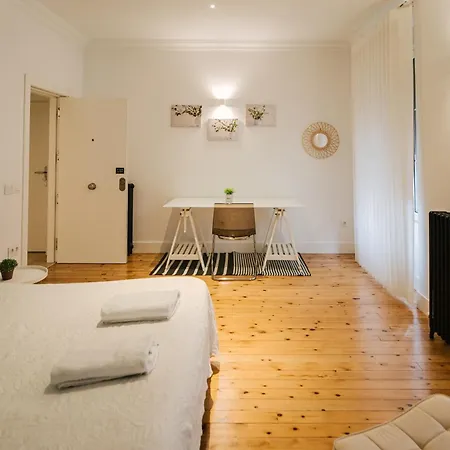 Lujoso Y Amplio Apartamento Con Parking Incluido Leon Exterior photo