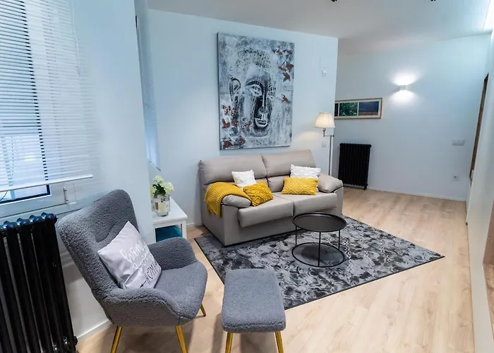 Lujoso Y Amplio Apartamento Con Parking Incluido
